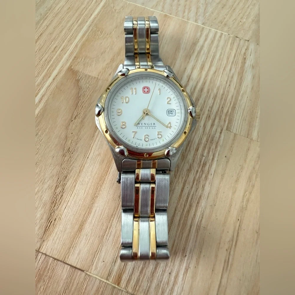 Wenger ladies two toned classic watch NEW BATTERY